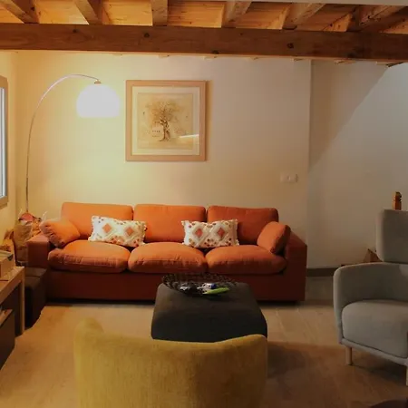 Prázdninový dům Evasion En Montagne, Maison Familiale Fontrabiouse